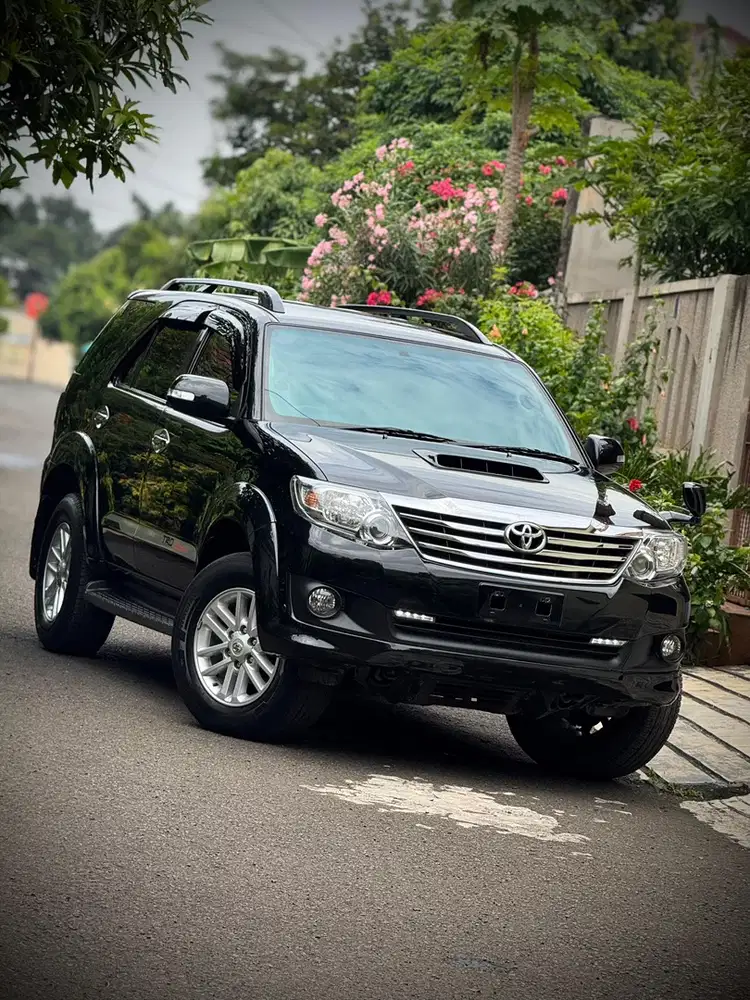 Toyota Fortuner 2.5 G VNT 2014