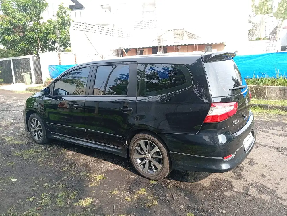 Nissan Grand livina 2015 Bensin