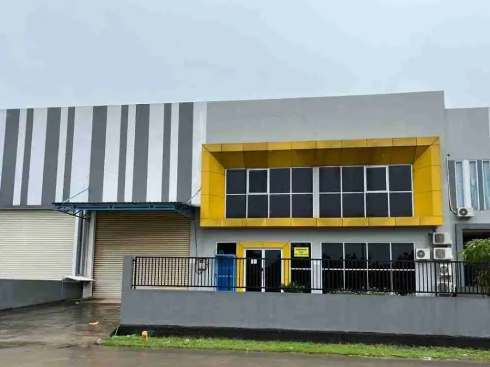 Di sewakan gudang siap pakai luas 2.500m di kawasan pergudangan Blessindo