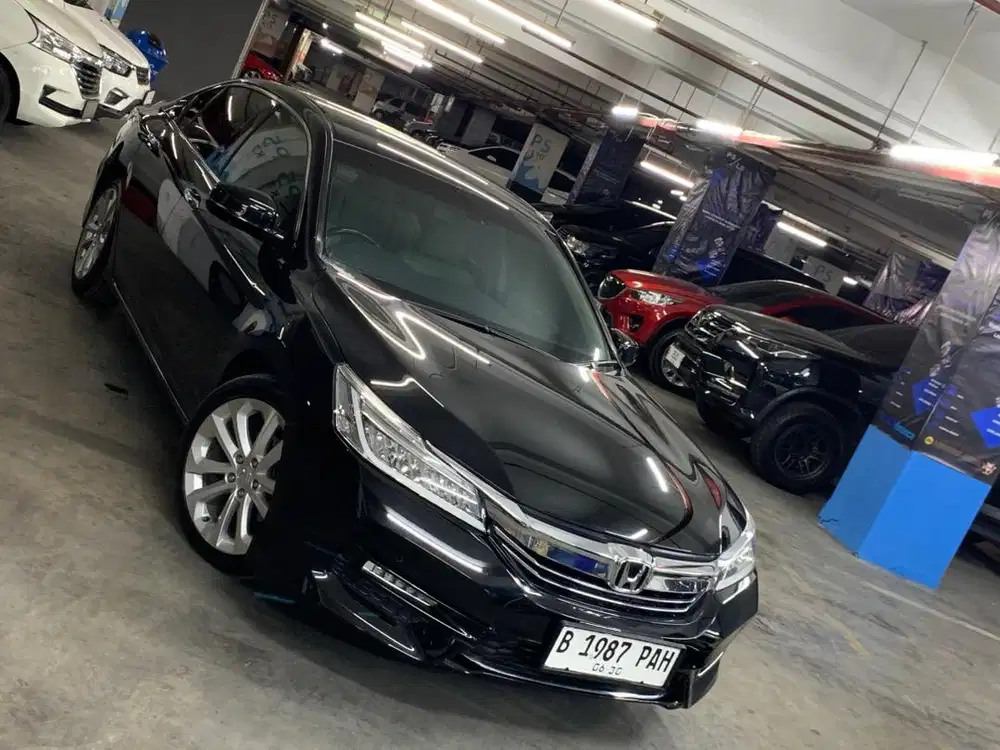 TERMURAH!!! Honda Accord VTIL 2017 Hitam