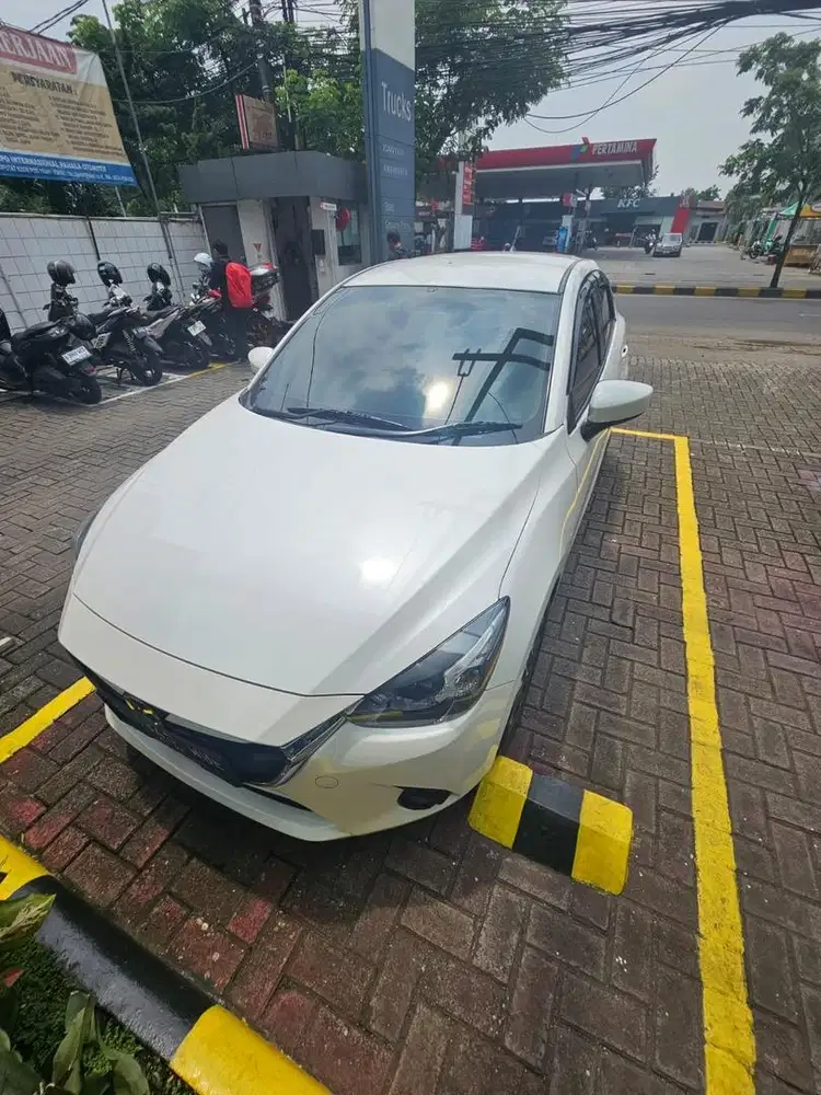 Mazda 2 R 2015 KM 49rb antik !!!