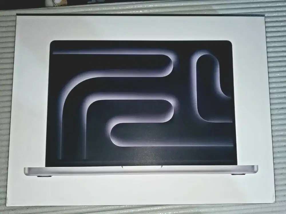 Macbook Pro M4 16/512 Silver New (masih segel)