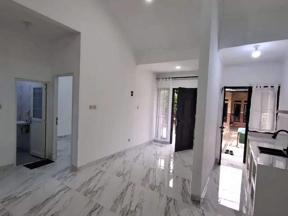 JUAL RUMAH SIAP HUNI DEKAT MALL BINTARO