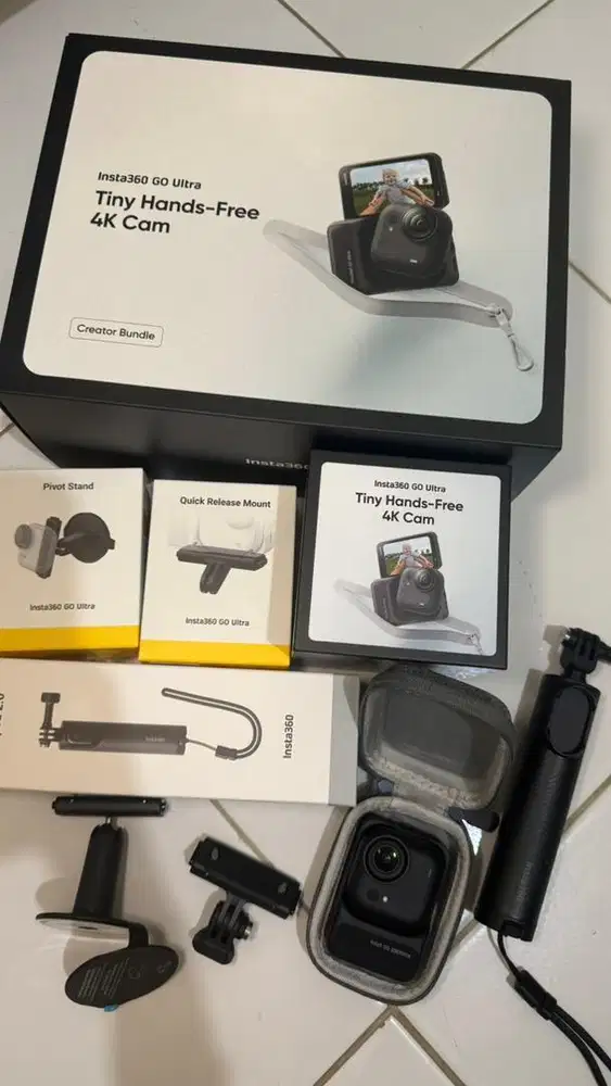 Insta 360 go ultra creator combo