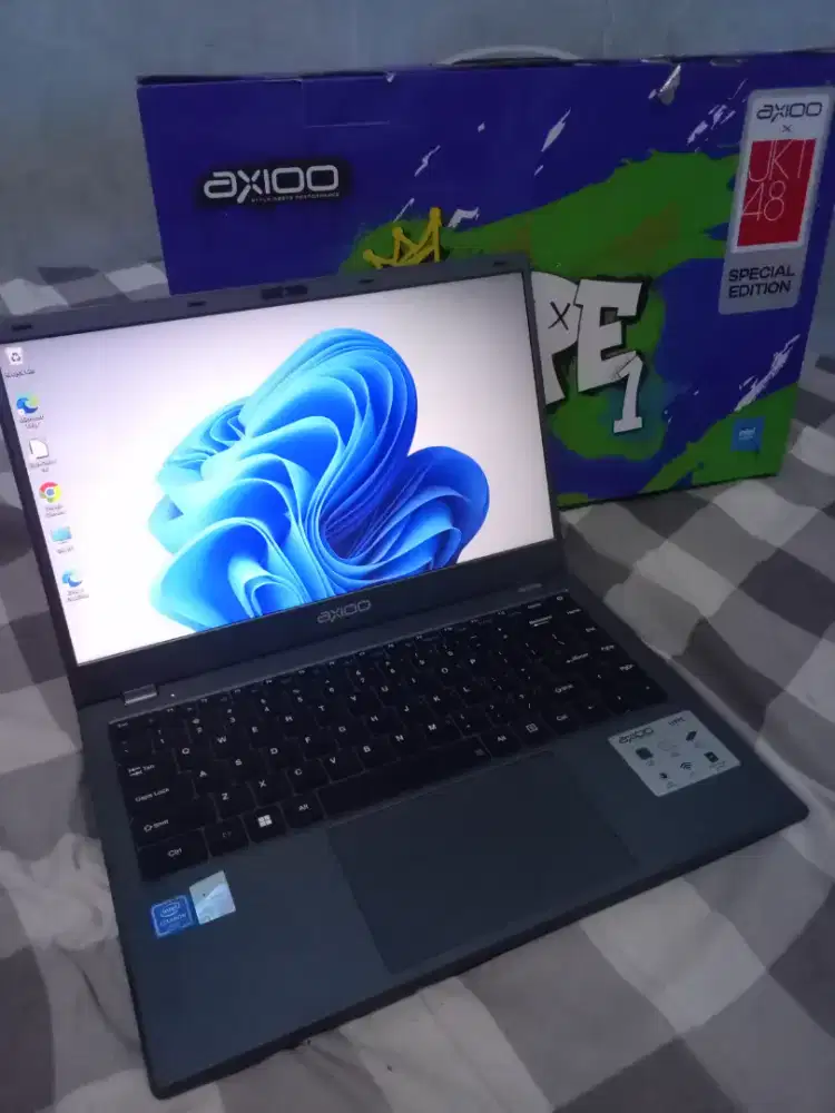 Laptop axio hype 1