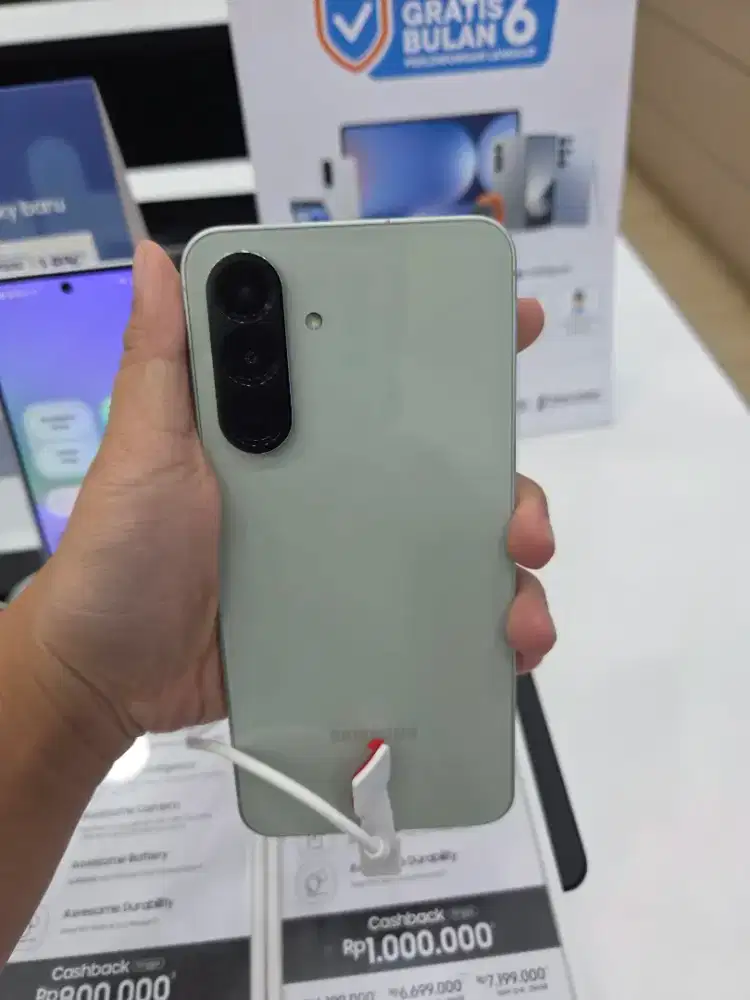 SAMSUNG A56 6,199,000 FRE KEPALA ADAPTER 45W