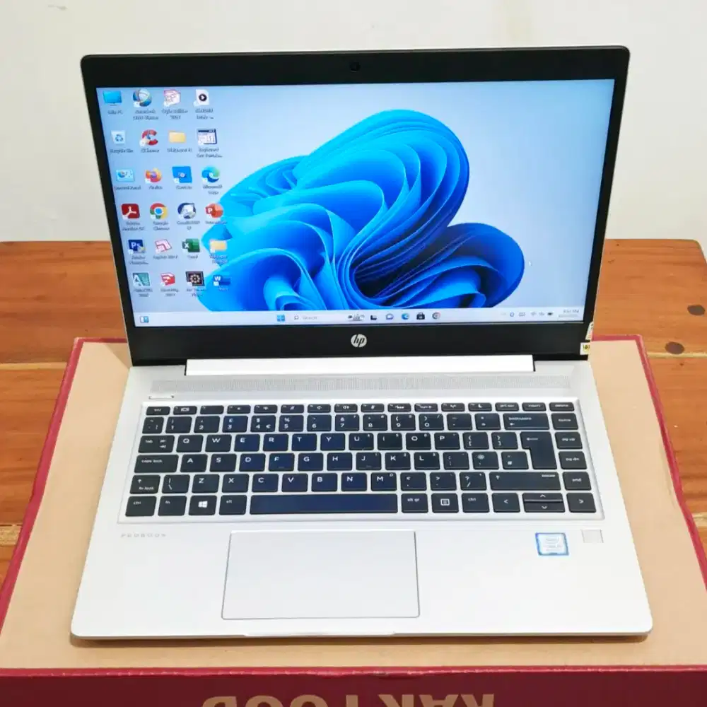 Gen8 Ram 8gb ssd 256gb Laptop Hp 44G8