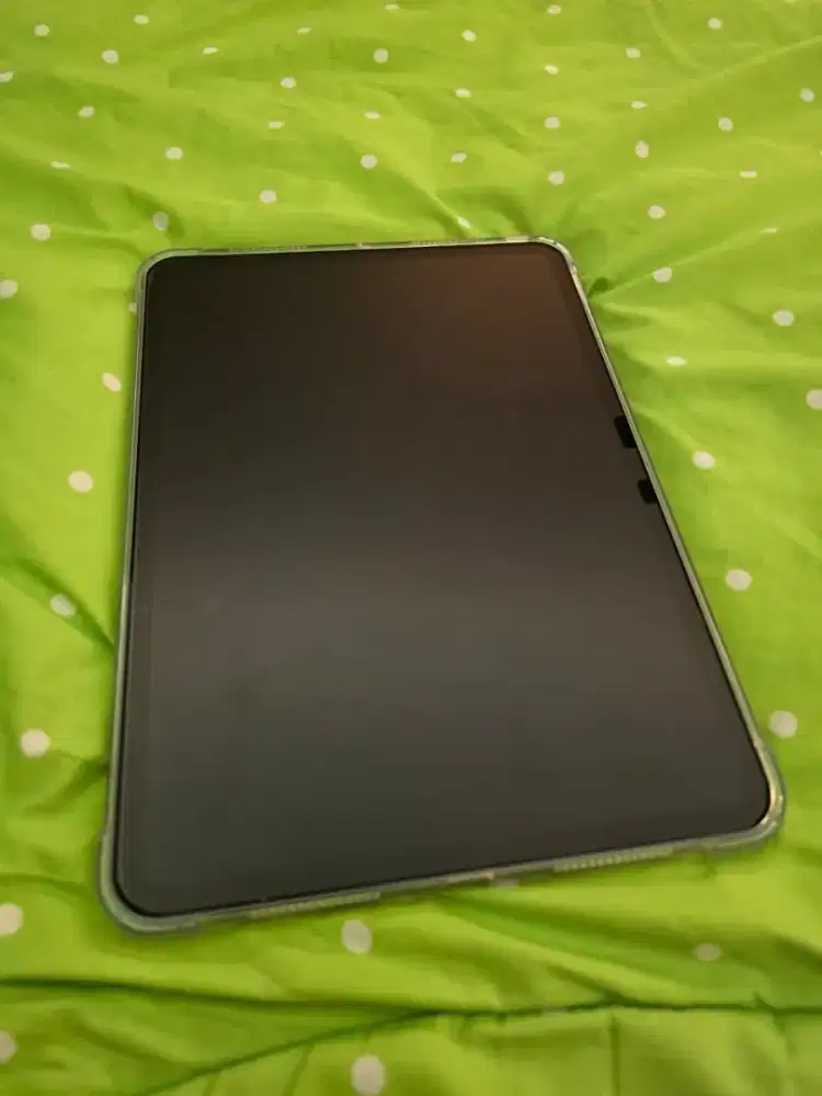 Pakai 1 Minggu Ipad Pro M4 8/256 Black Nyaris Baru