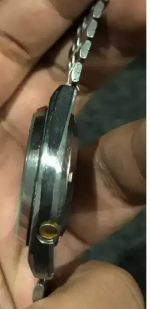 Jam tangan pria
