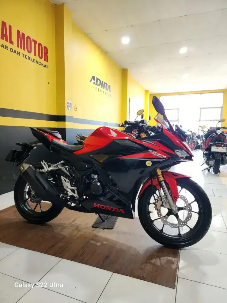 Di jual murah Honda CBR150R