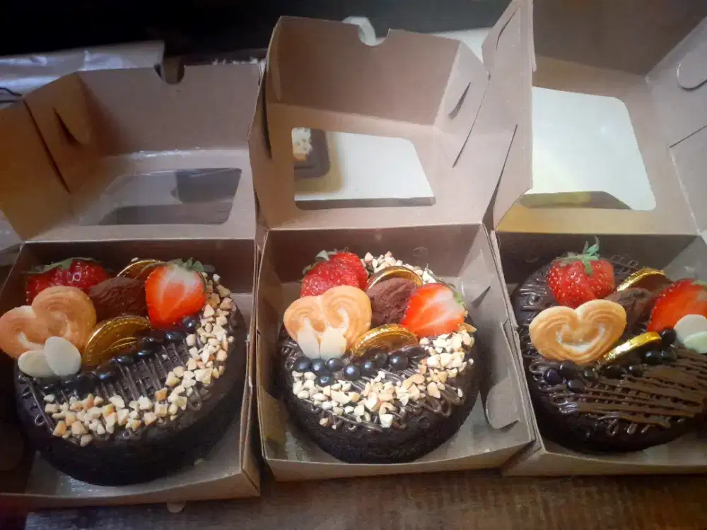 Pesanan bolu aneka kue