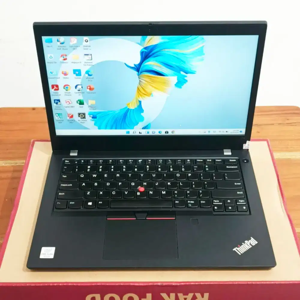 Gen10 Touchscreen Ram 8gb ssd 256gb Core i5 Laptop Lenovo l14G10