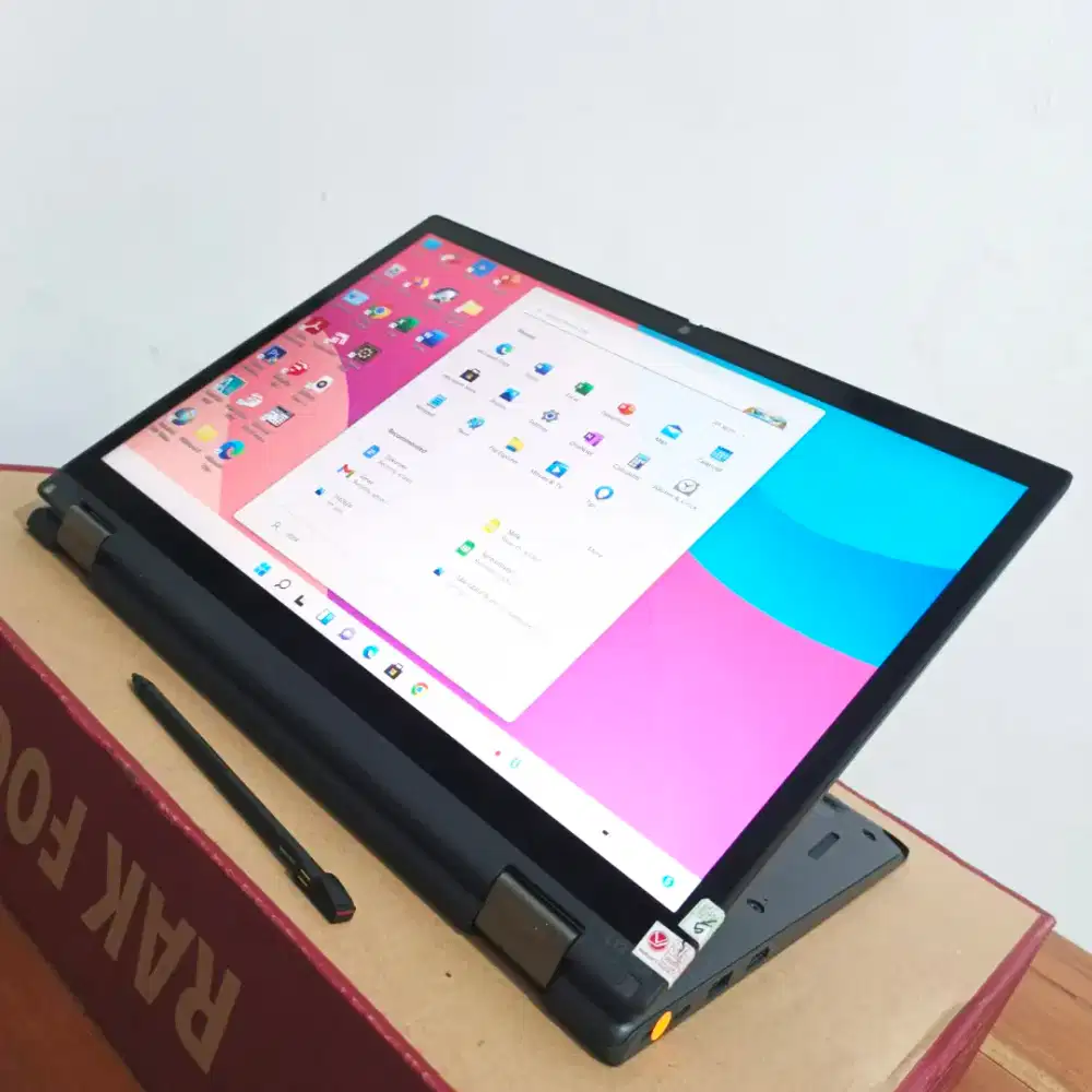 Yoga Gen12 Ram 16gb Touchscreen ssd 256gb Core i5 Laptop Lenovo l13G12