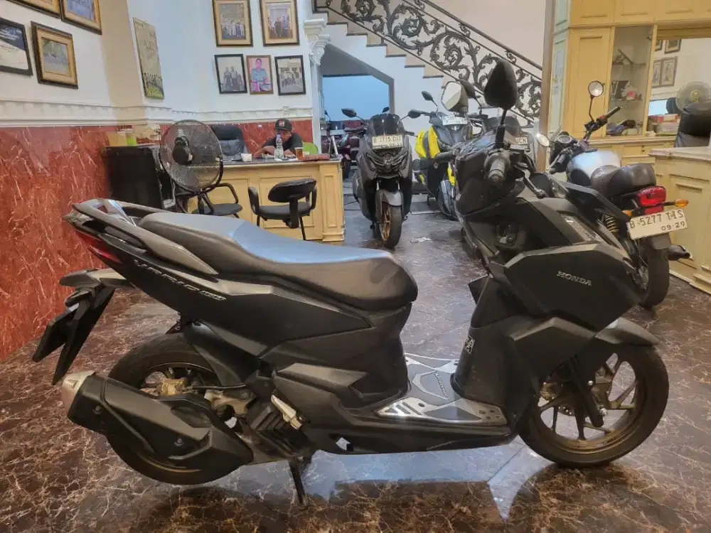 HUB DEDI DP 2 JT VARIO 160 ABS THN 2O24 KTP DAERAH BISA KREDIT
