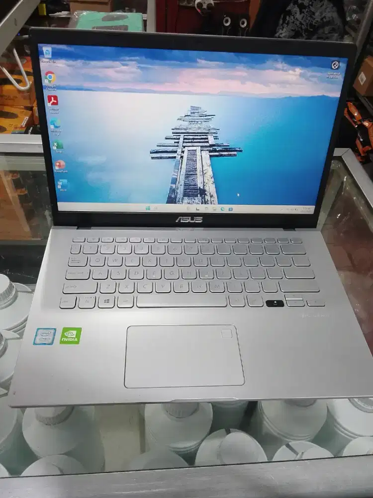 Laptop ASUS Core i 3