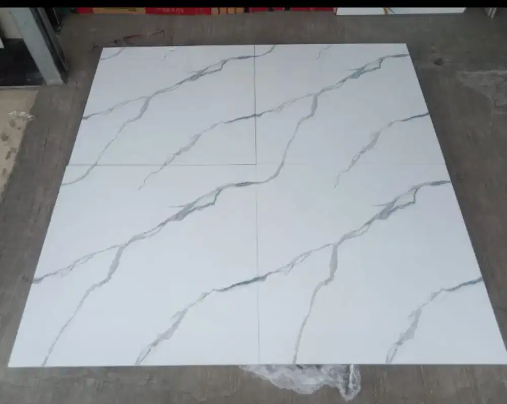 Granit 60x60 motif marmer