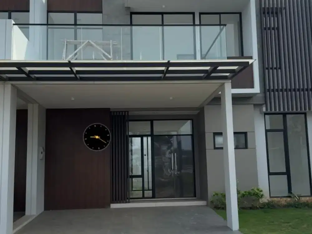 DIJUAL RUMAH PERMATA HIJAU RESIDENCE DI PIK 2!