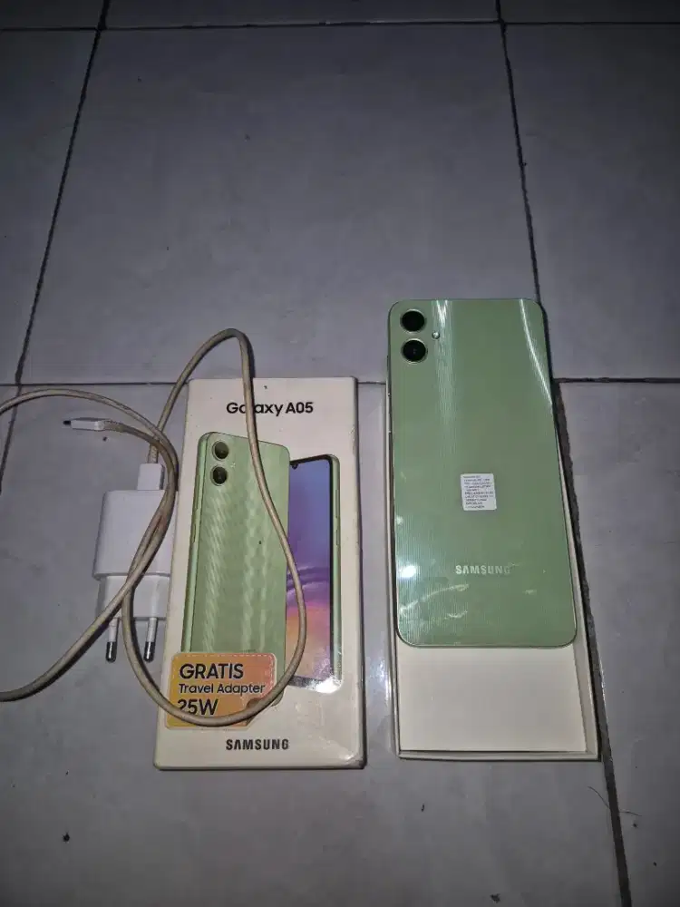 SAMSUNG A05 4+4/128