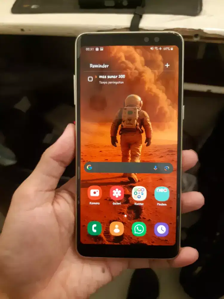 samsung A8 2018 plus