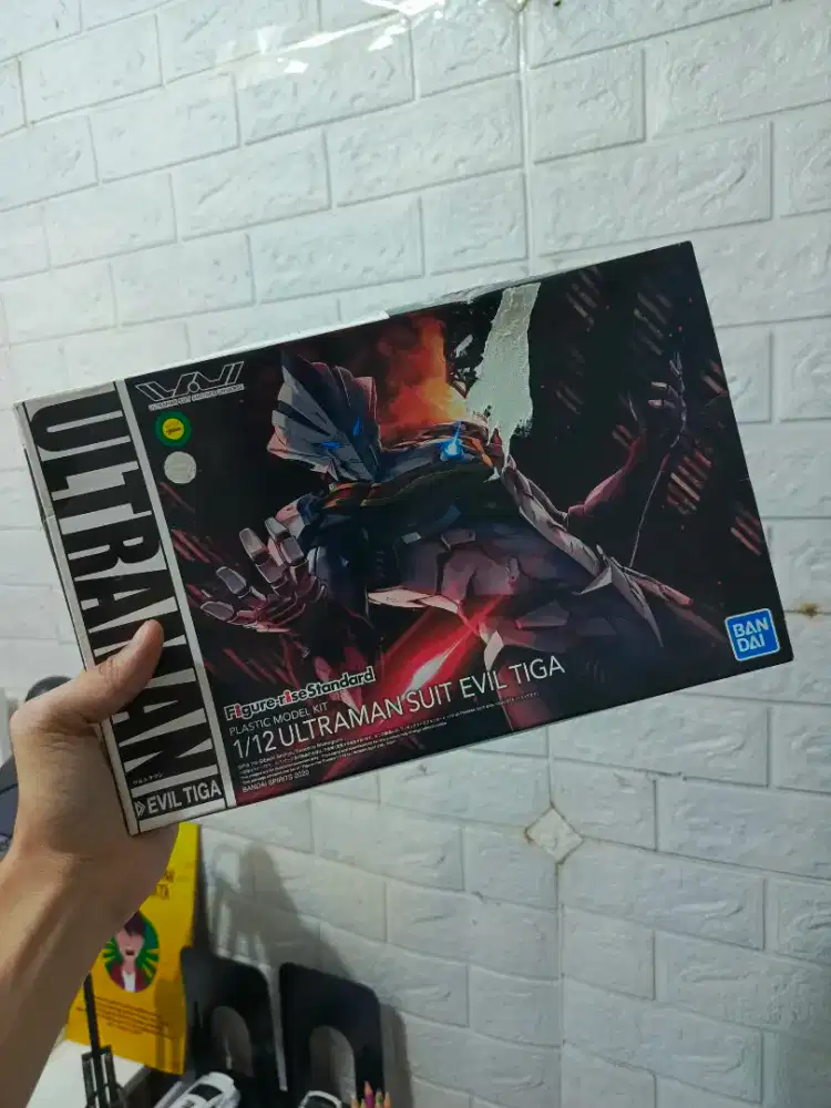 Figure Rise Standard Suit Evil Tiga Gunpla Model Kit mulus belum rakit