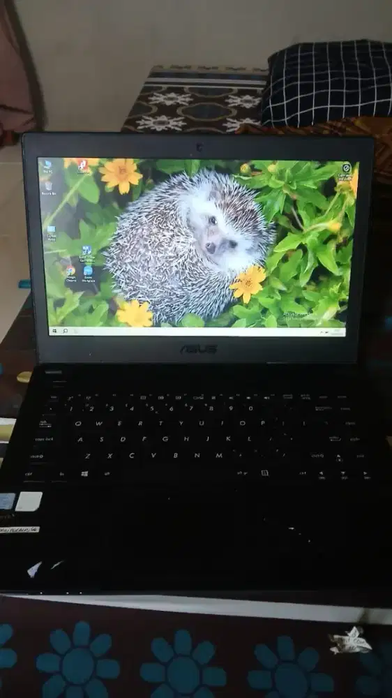Laptop asus i5 gen 6 ram 8 kapasitas SSD 256