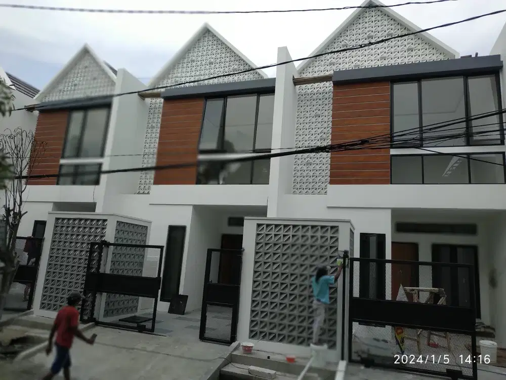 Baru Gress Rumah Gading Pantai