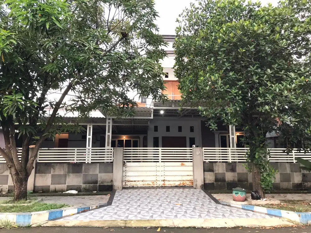 Raya Aquamarin Kota Baru Driyorejo