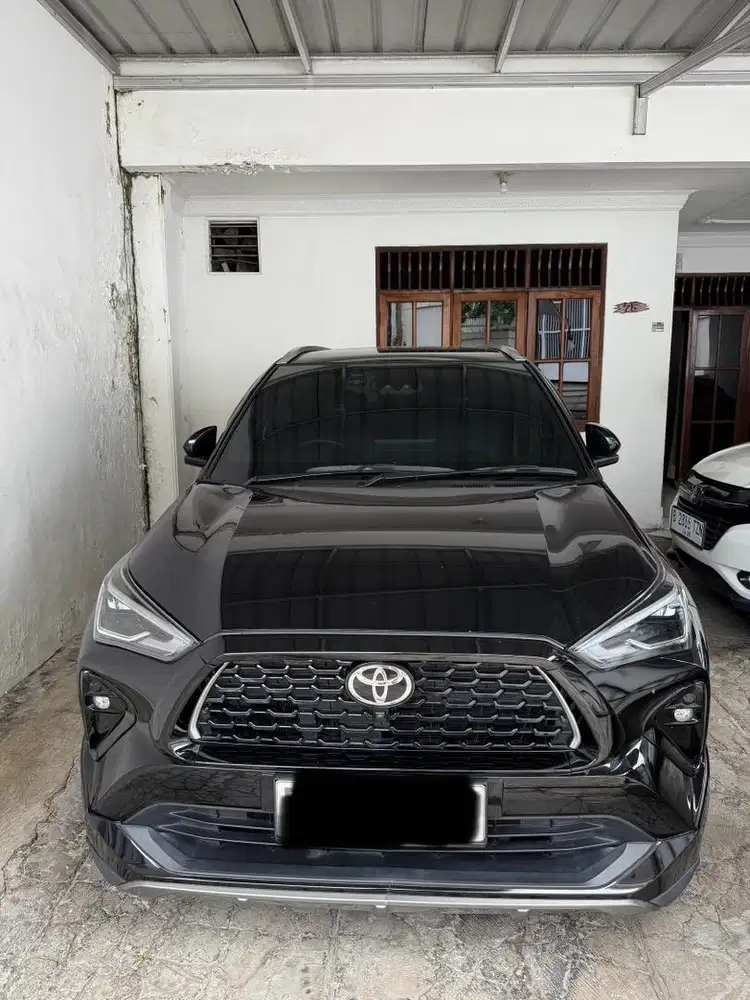 Toyota Yaris Cross Hybrid S GR HEV 2023/2024 Hitam Black AT Matic
