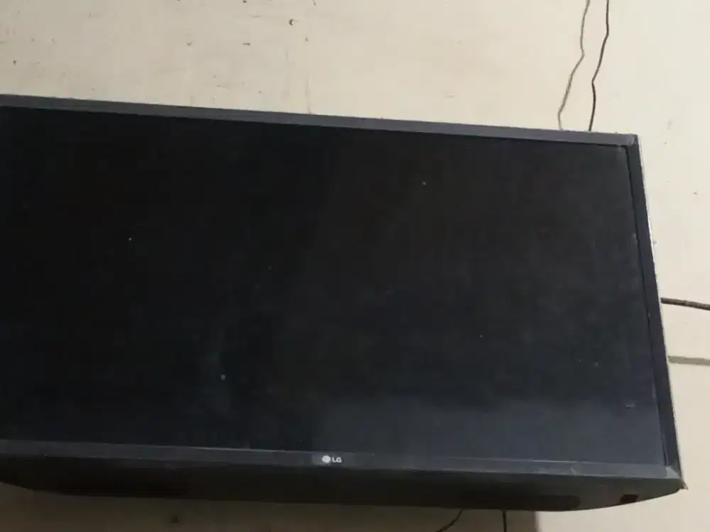 LG SMART TV 32 inch