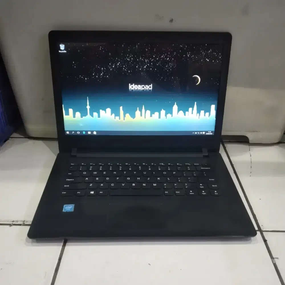 Jual laptop kondisi no minus semuanya bagus