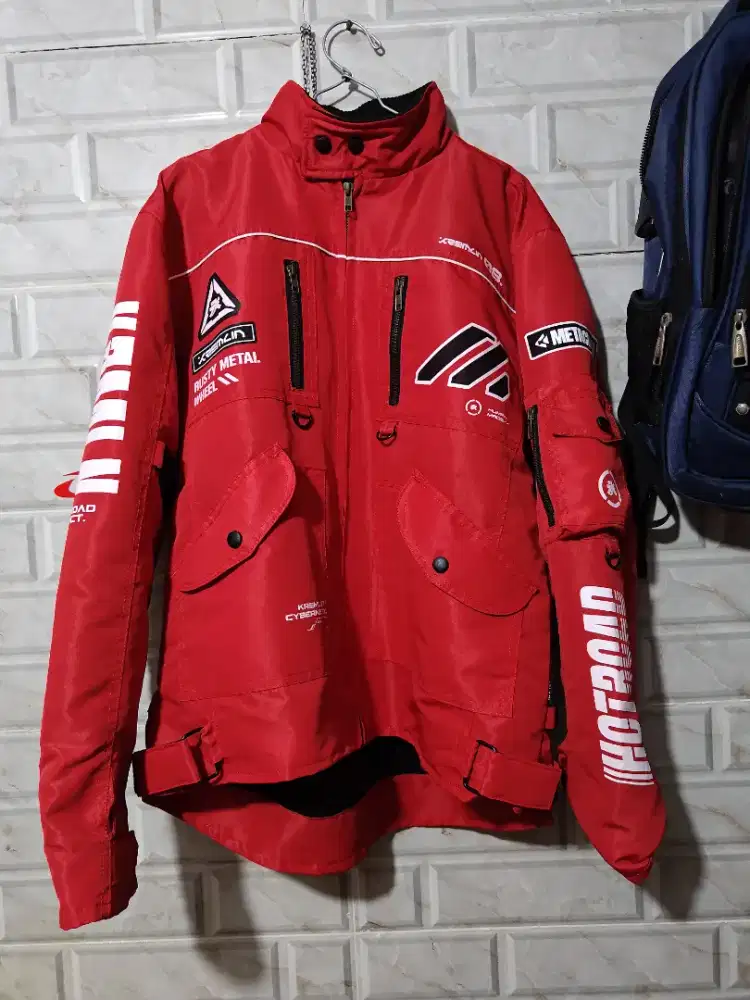 Jaket Kremlin Red Cyber Metacrush