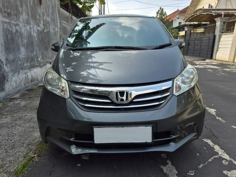 Honda Freed E PSD Matic 2013