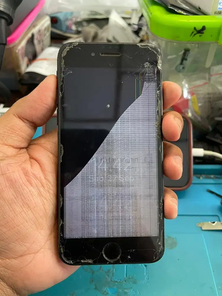 Ganti lcd iphone 7g bergaransi