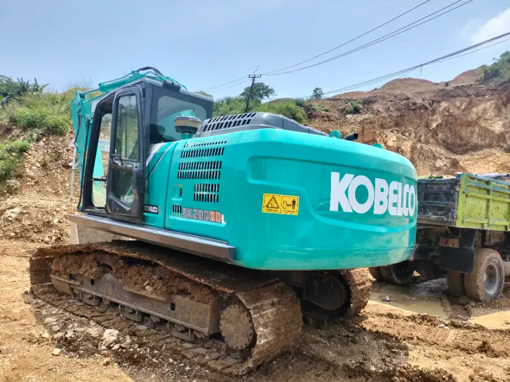 Excavator Kobelco SK200-10 th 2022