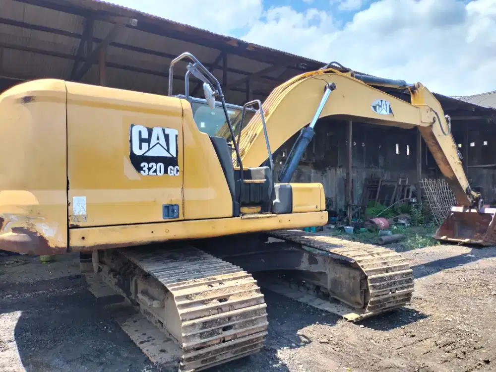 Excavator Cat 320GC th 2018