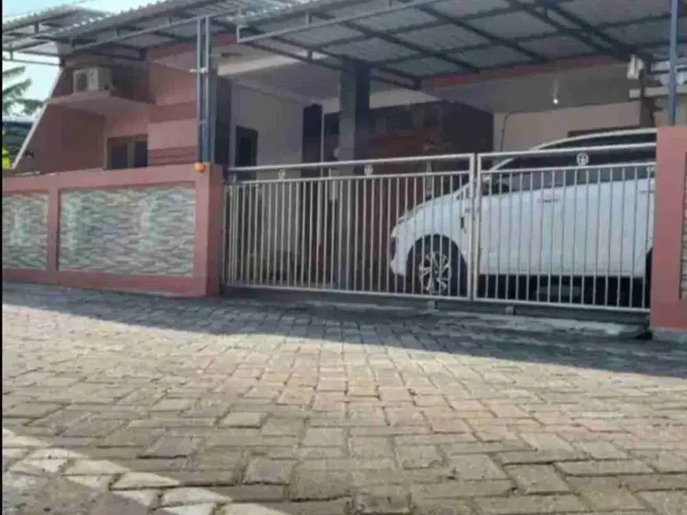 ( SEMARANG BARAT ) RUMAH CANTIK DI JL ROROJONGGRANG MANYARAN SEMARANG
