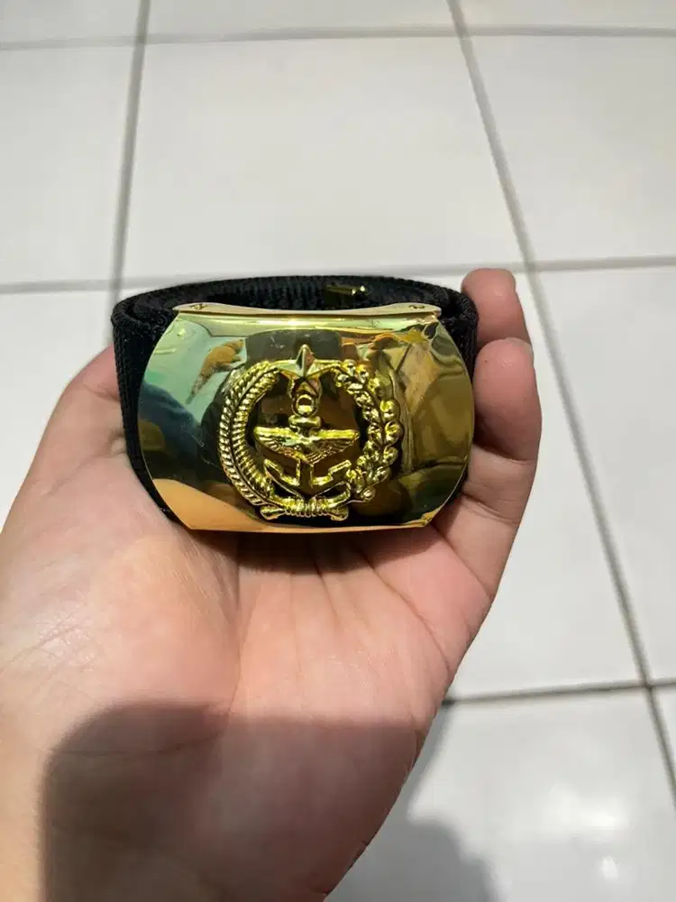 Ikat pinggang/gesper TNI