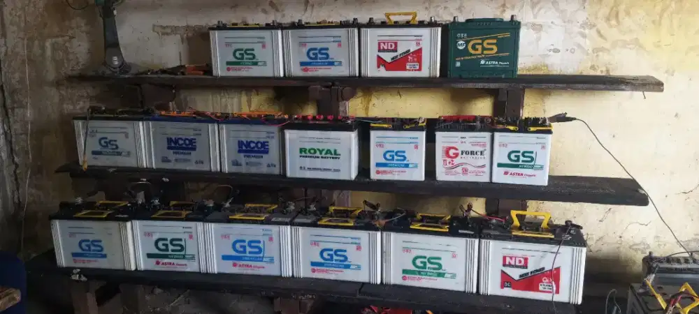jual baterai/aki mobil bekas berbagai tipe harga bervariasi