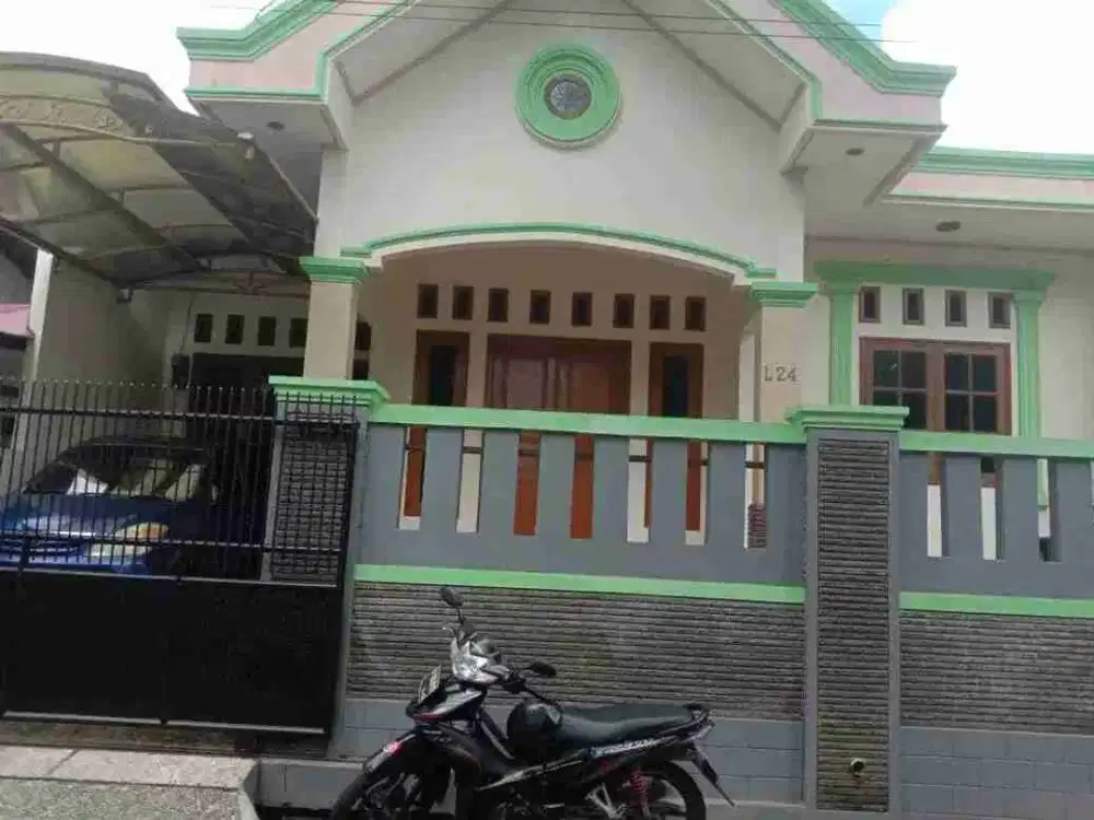 TURUN HARGA..! Rumah MURAH bebas banjir Depan Lapangan Basket - Cipinang Indah 1