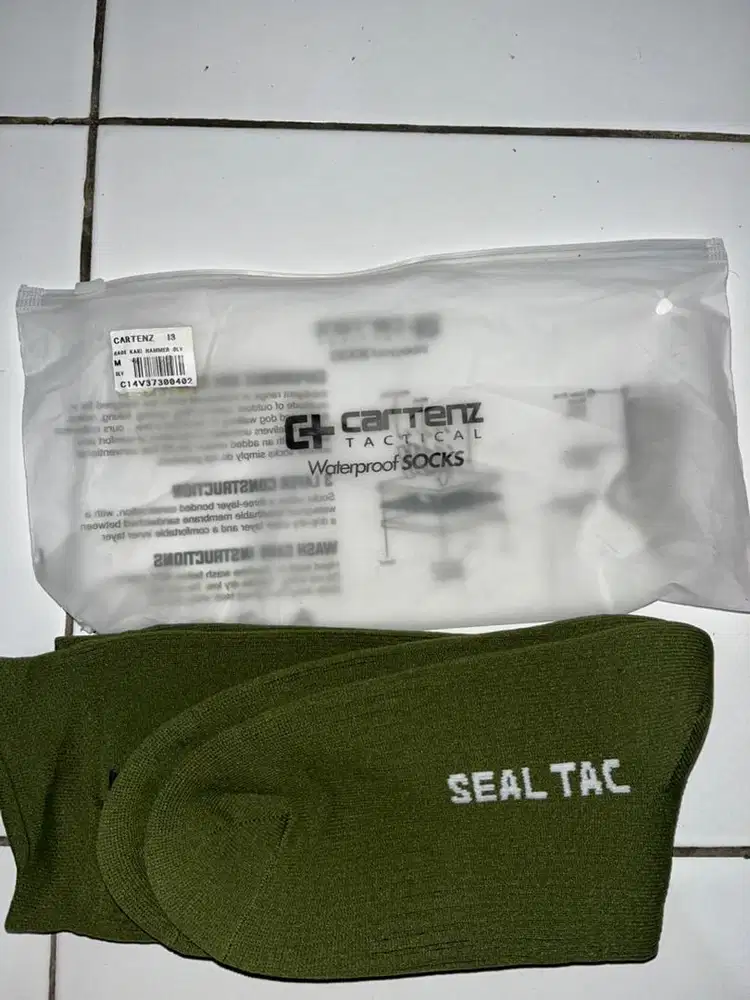 Kaos kaki muncak/TNI