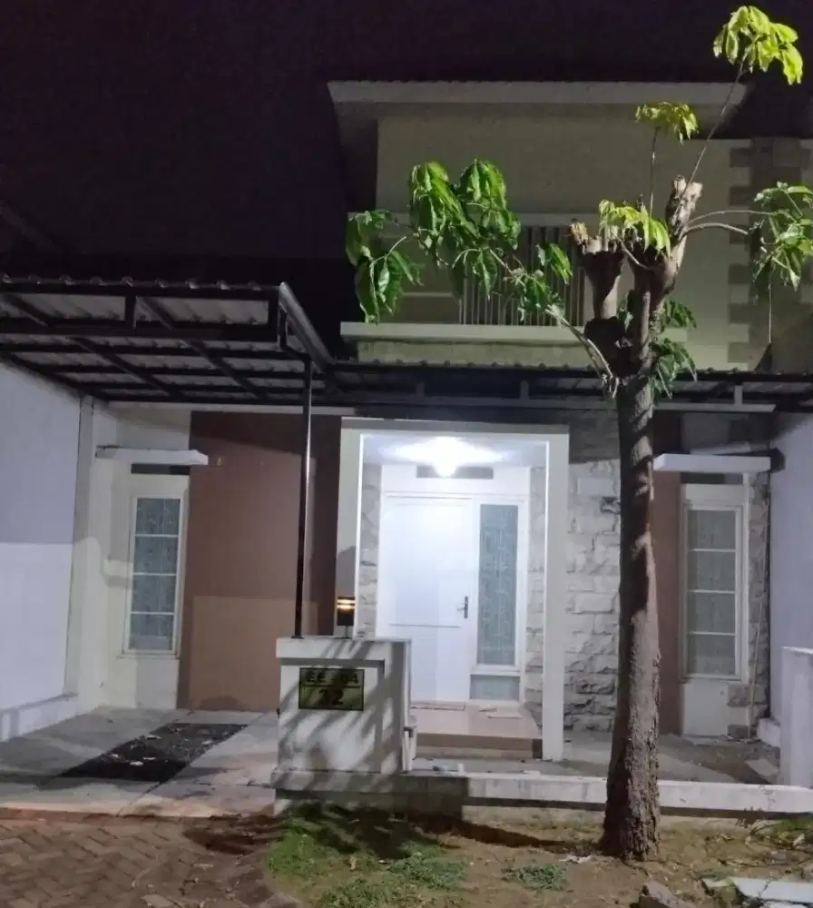 Disewakan/dikontrakkan rumah Valencia Icon Puri Surya