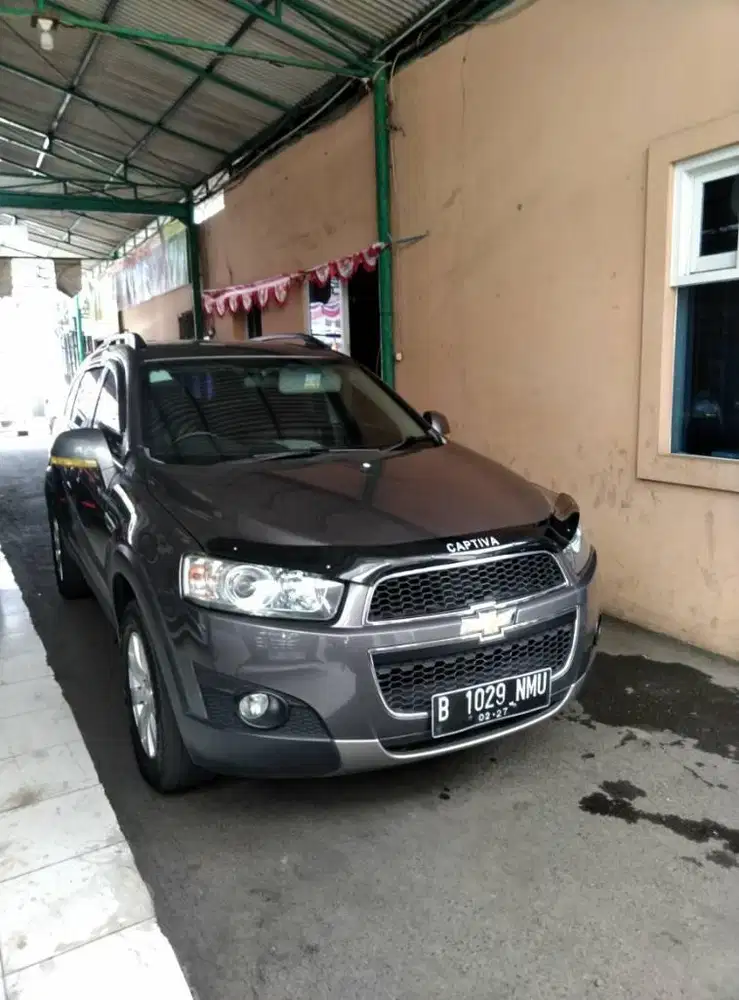 DP 10 JT Chevrolet Captiva L 2.4 AT 2013 Grey Mulus