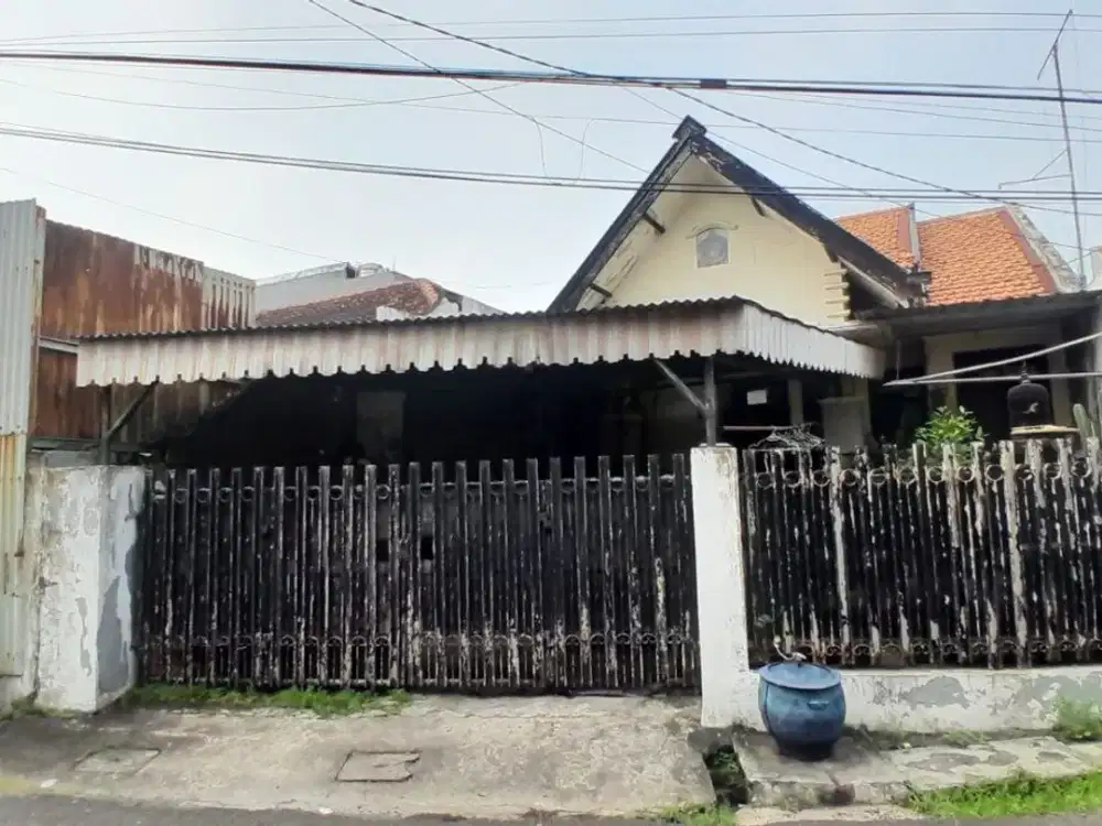 Dijual rumah dukuh Kupang timur rmh lama