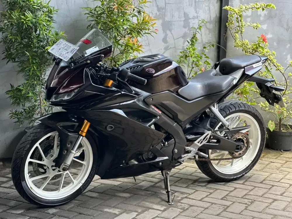 R15 2018 plat ab murah