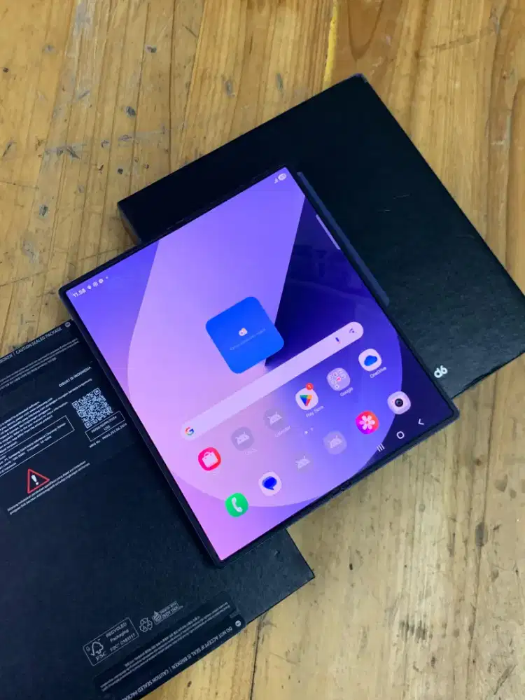 Samsung Galaxy Z Fold 6 Garansi On 12/512 GB
