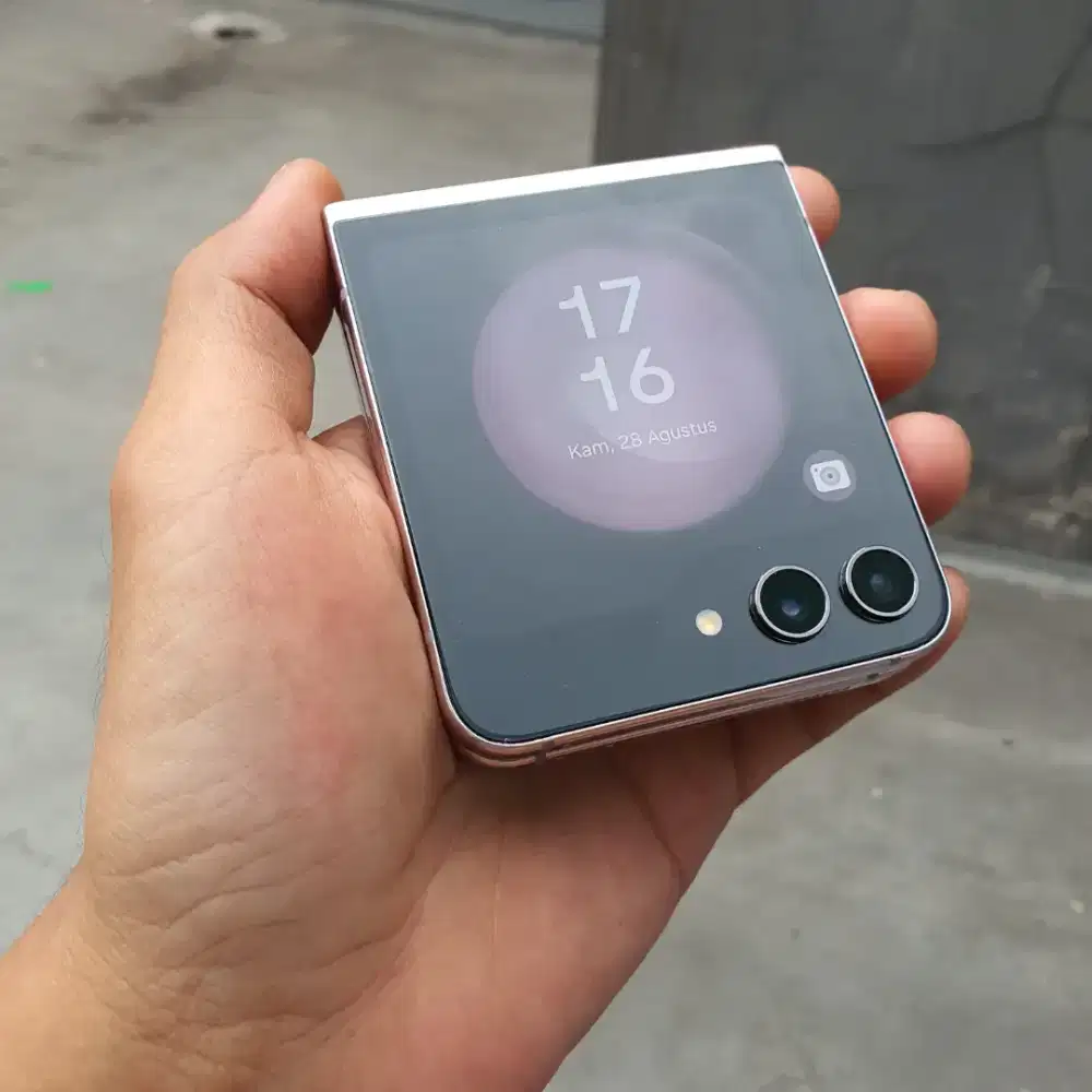 SAMSUNG GALAXY Z FLIP 5 SEIN 5G 8/512 MINUS TOMPEL FUNGSI 100% NORMAL