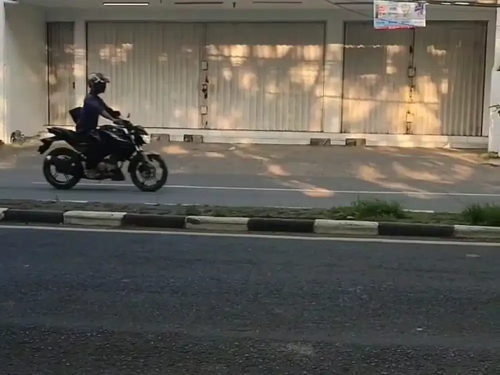 Ruko/Kantor Ex Alfamart Dijual SHM Hak Milik Jl Raya Fatmawati Pedurungan Kidul  Semarang Timur