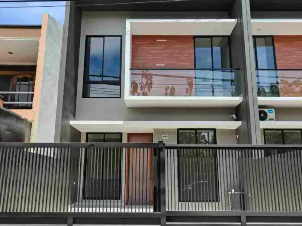 Rumah Kutisari Indah Baru Gress‼️