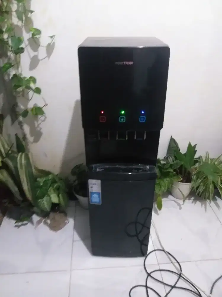 DISPENSER OTOMATIS