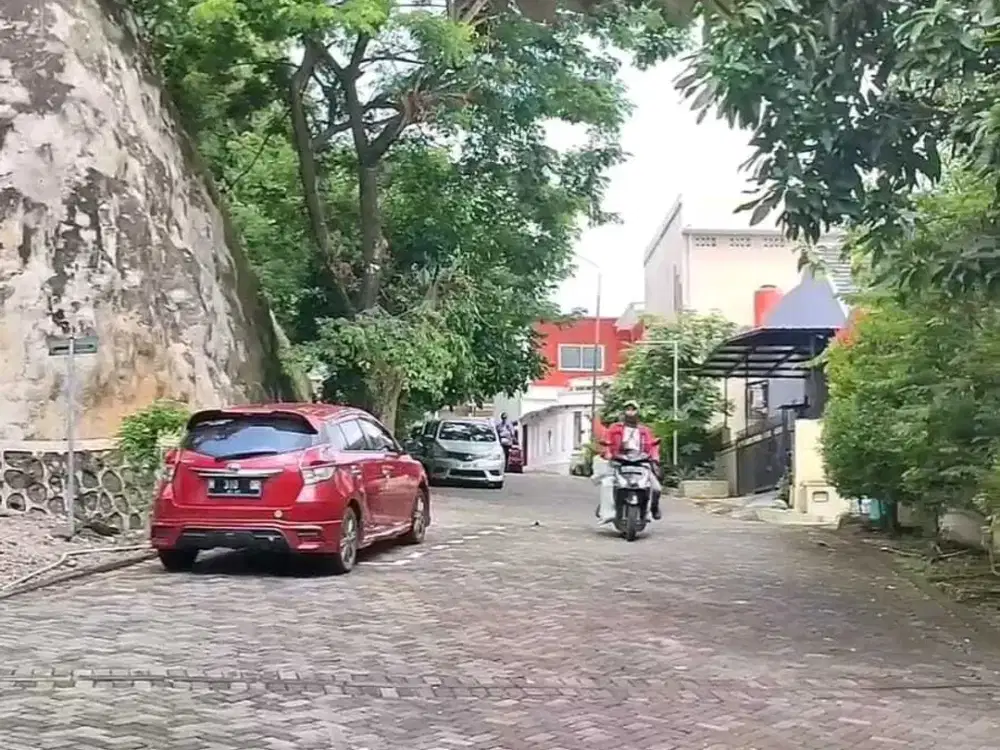 Tanah di Perum Pandanaran Hill Mangunharjo Tembalang Semarang Timur
